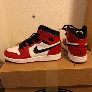 Jordan for kid size 6.5Y